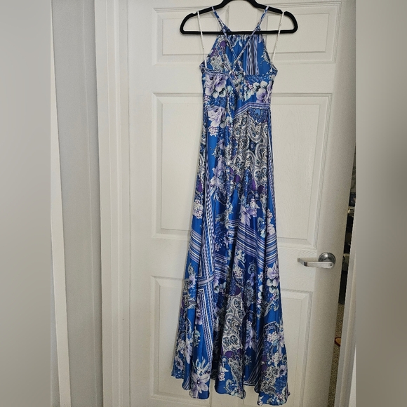 Lulu's Whirlwind Blue Scarf Print Maxi Dress, size Small, EUC - Picture 4 of 4